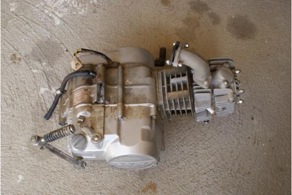 MOTEUR YCF 125 VILO HS HAUT MOTEUR BON MOTEUR YCF 125 VILO HS HAUT MOTEUR BON