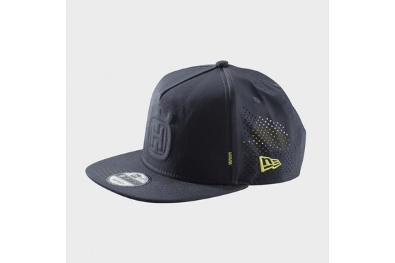 LOGO CAP HUSQVARNA